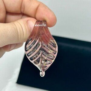Murano glass leaf pendant